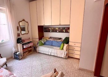 Camera da letto - Bilocale via Nicolò Dodero, 8, Genova - foto 24