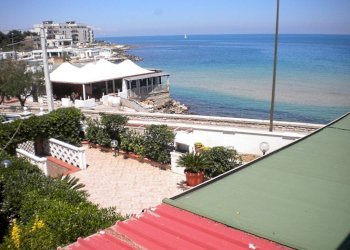 Vista - Villa a Schiera via Tenente Saverio Noviello, 3E, Bari (zona Palese) - foto 9