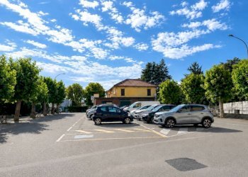Zona - Bilocale piazza Dottor Ludovico Necchi, 1, Gazzada Schianno - foto 19