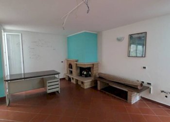 Stanza non arredata - Villa Gorle - photo 37