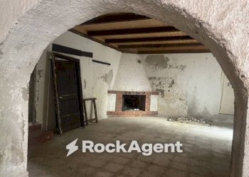 Magazzino - Stabile - Palazzo via le Piazze, 27, Giffoni Sei Casali - foto 23