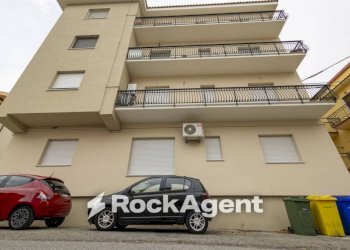 Facciata - Trilocale via Aquileia, 39, Catanzaro - foto 38