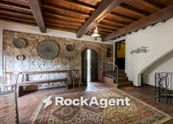 Interno palazzo - Stable - Palace strada Comunale di Catignano, Gambassi Terme - photo 4