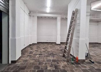 Interno non residenziale - Magazzino via Barriera del Bosco, 20, Sant'Agata Li Battiati - foto 9