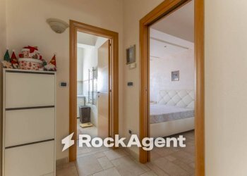 Disimpegno - Three-room apartment via Vincenzo Bellini, 3, Bitonto - photo 10
