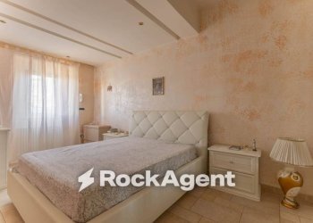 Camera da letto - Three-room apartment via Vincenzo Bellini, 3, Bitonto - photo 12