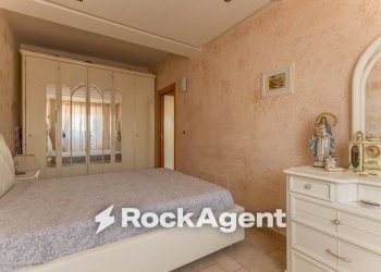 Camera da letto - Three-room apartment via Vincenzo Bellini, 3, Bitonto - photo 15