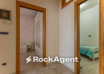 Disimpegno - Three-room apartment via Vincenzo Bellini, 3, Bitonto - photo 17