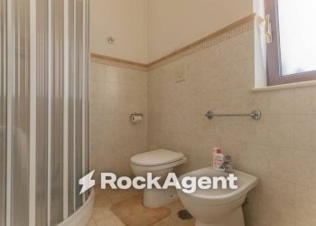 Bagno - Three-room apartment via Vincenzo Bellini, 3, Bitonto - photo 21