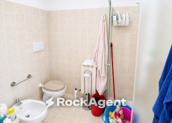 Bagno - Three-room apartment Frazione Isola Centipera, Genga - photo 20