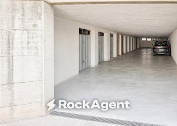 Box auto - Appartamento Frazione Isola Centipera, Genga - foto 29