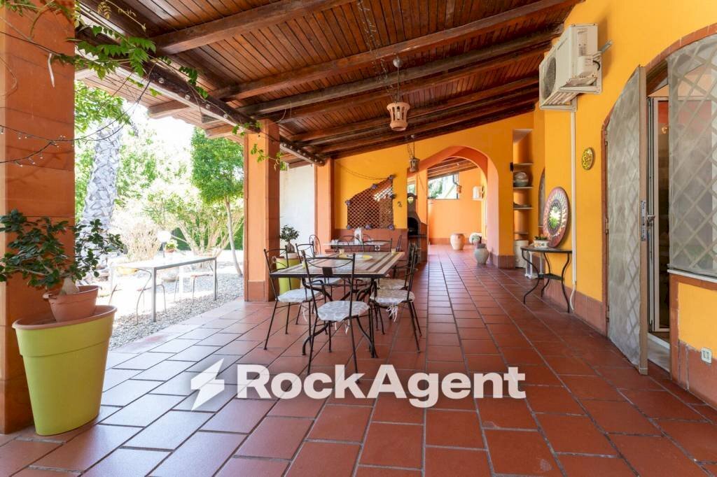 Veranda - Villa via Vincenzo Ricca, 12, Aci Catena - photo 2