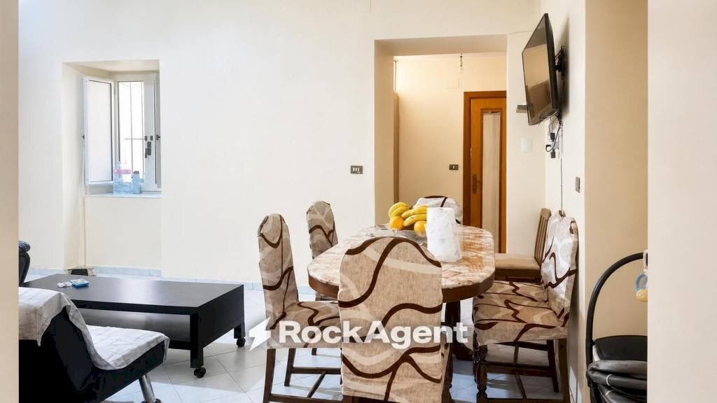 Salone - Two-room apartment corso Vittorio Emanuele II, 40, Sarno - photo 3