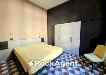 Camera da letto - Two-room apartment via Gian Francesco Bellezia, 7, Torino (neighborhood Centro) - photo 15