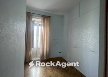 Camera da letto - Trilocale via Fabrizio Pinto, 6, Salerno - foto 14