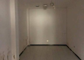 Stanza non arredata - Negozio via Benedetto Croce, 172, Pescara - foto 14