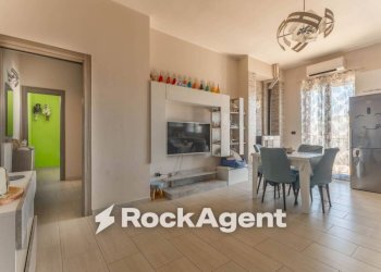 Salone - Three-room apartment traversa Bellini 3, Bitonto - photo 3