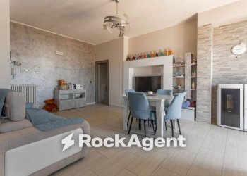Salone - Three-room apartment traversa Bellini 3, Bitonto - photo 6