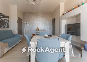 Salone - Three-room apartment traversa Bellini 3, Bitonto - photo 7