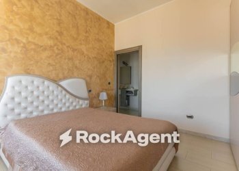 Camera da letto - Three-room apartment traversa Bellini 3, Bitonto - photo 12