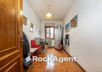 Studio - Villa via di Valle Muricana, 674, Roma (neighborhood Labaro) - photo 9