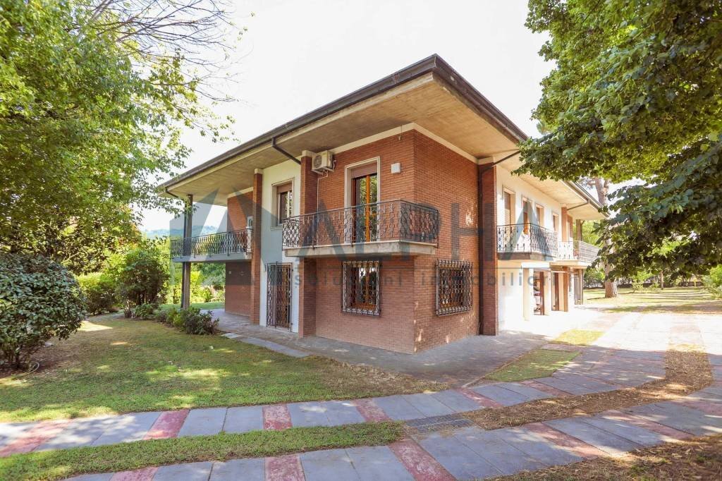 Facciata - Villa via Erice, Cesena - foto 2