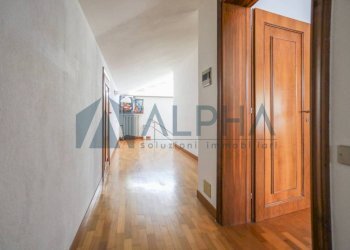 Corridoio - Villa via Erice, Cesena - foto 26