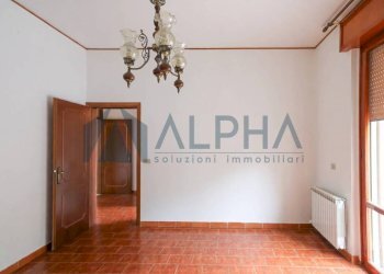 Camera da letto - Villa via Trentola, Forlì - photo 21