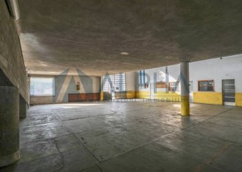 Interno non residenziale - Shed viale Amerigo Vespucci, Forlì - photo 7