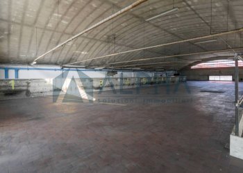 Interno non residenziale - Shed viale Amerigo Vespucci, Forlì - photo 14