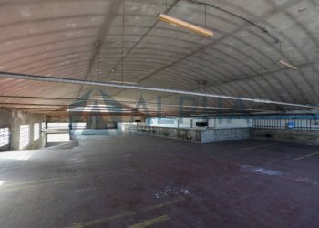 Interno non residenziale - Shed viale Amerigo Vespucci, Forlì - photo 16