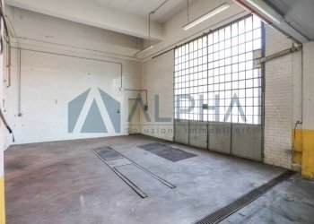 Interno non residenziale - Shed viale Amerigo Vespucci, Forlì - photo 18