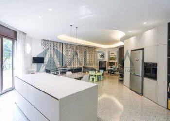 Interno non residenziale - Villa via Schio, Forlì - foto 7
