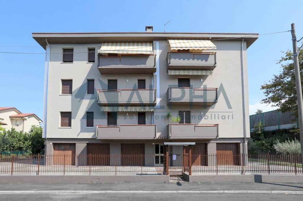 Facciata - Three-room apartment via Domokos, Forlì - photo 1