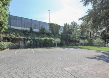 Posto macchina - Three-room apartment via Domokos, Forlì - photo 24