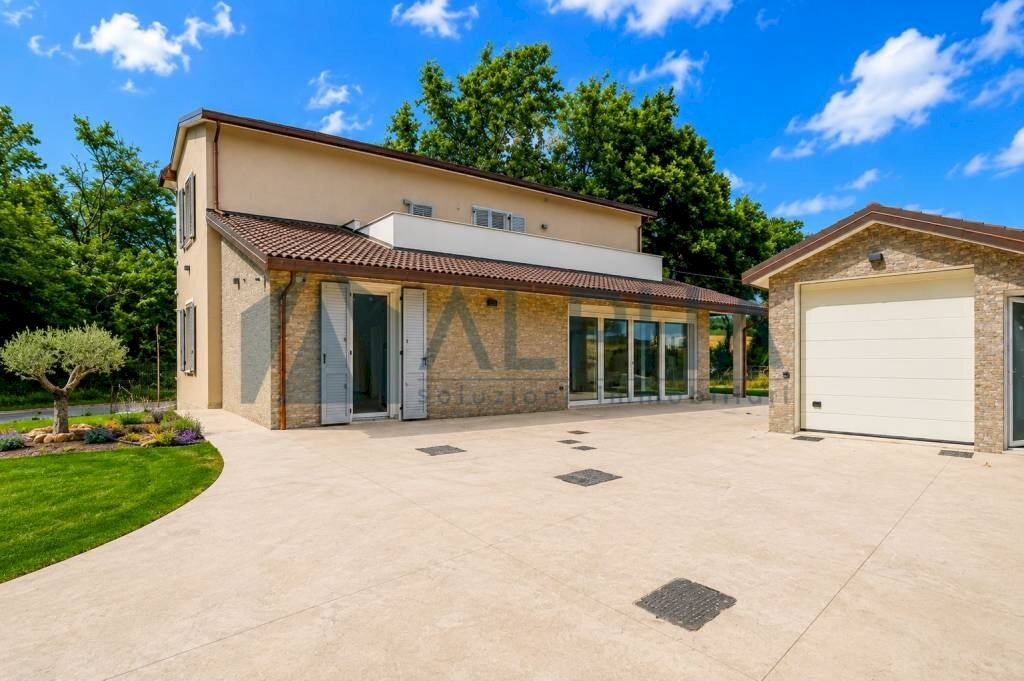Facciata - Villa via Provinciale, Predappio - foto 3