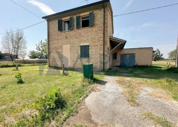 Terreno - Independent house via Tomba, Ravenna - photo 1