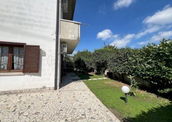 ESTERNO - Casa indipendente Via Cavalieri di Vittorio Veneto 1, Montecchio Maggiore - foto 28
