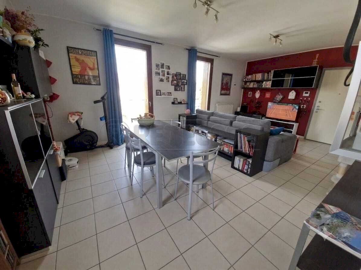 WhatsApp Image 2026-08-28 at 15.42.29 (6) - Appartamento Via Pomello, Castelvetro Piacentino - foto 1