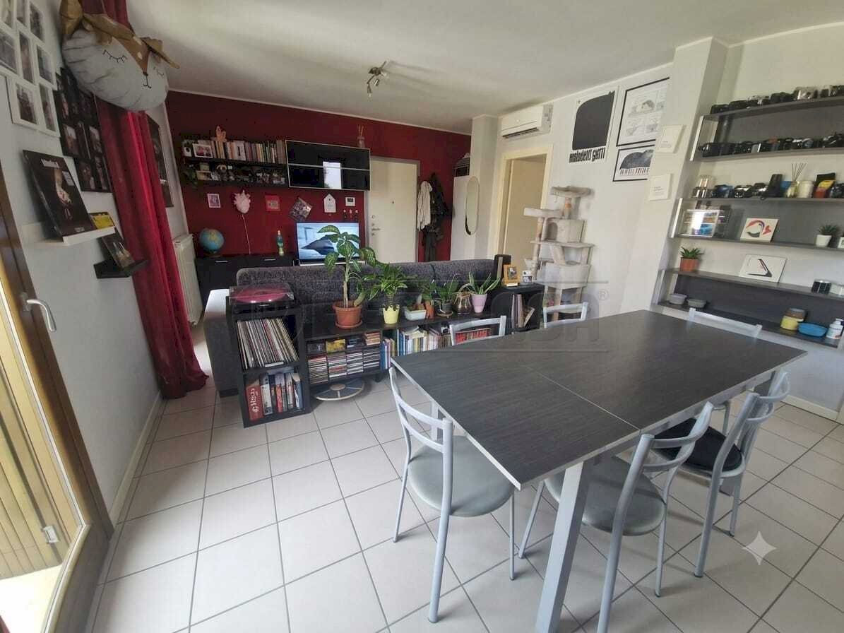 WhatsApp Image 2026-08-28 at 15.42.29 (4) - Appartamento Via Pomello, Castelvetro Piacentino - foto 2