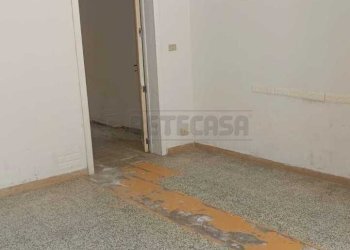 WhatsApp Image 2026-08-27 at 12.05.41(3) - Villa Via Thaon de Revel, Maglie - foto 22