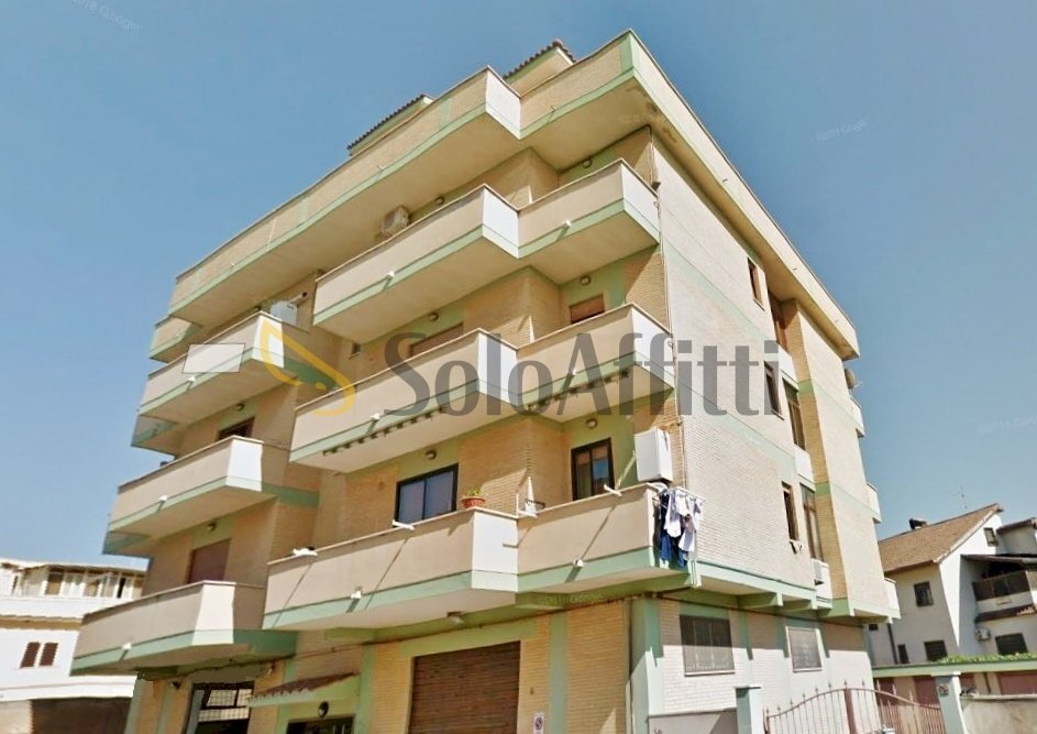 Fiumicino, Paese - quadrilocale semi arredato - Four-room apartment Via Cardinal Lambruschini, Fiumicino - photo 1