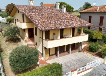 DJI_20250211220414_0016_D - Villa Via delle Ginestre 14, Poggio Torriana - foto 1
