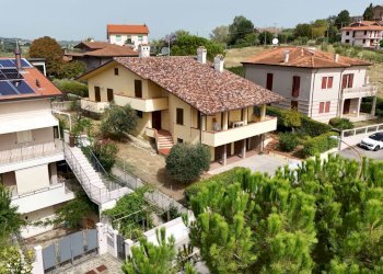 DJI_20250211220503_0018_D - Villa Via delle Ginestre 14, Poggio Torriana - foto 5