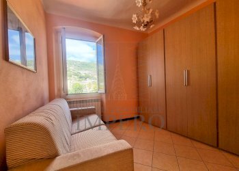 Camera matrimoniale - Trilocale Salita Lago 2, Ventimiglia - foto 9