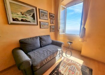 camera da letto - Quadrilocale Piazza Angeli Custodi 2, Ventimiglia - foto 12