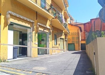 1649692930436 - Magazzino Salita Ardoino 8, Imperia - foto 1