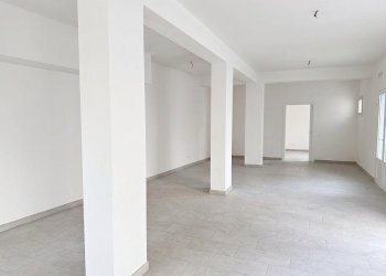 3 - Commercial Premises Via G. Marconi 9, Tremestieri Etneo - photo 4