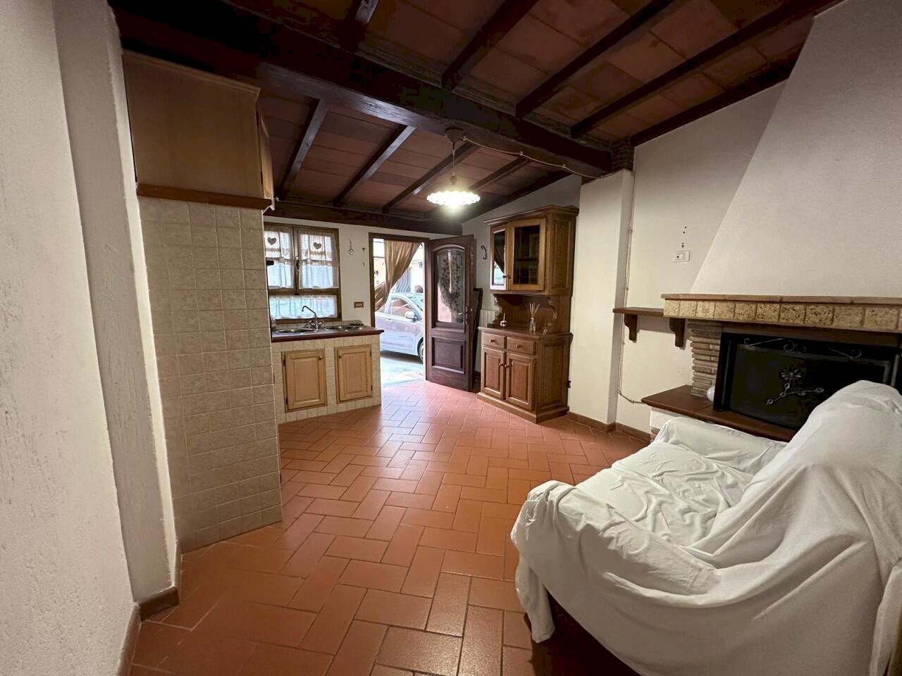 WhatsApp Image 2026-08-28 at 10.04.26 - Porzione di casa Camaiore - foto 1