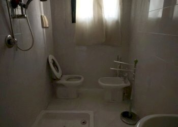bagno - Magazzino Reggio nell'Emilia - foto 3